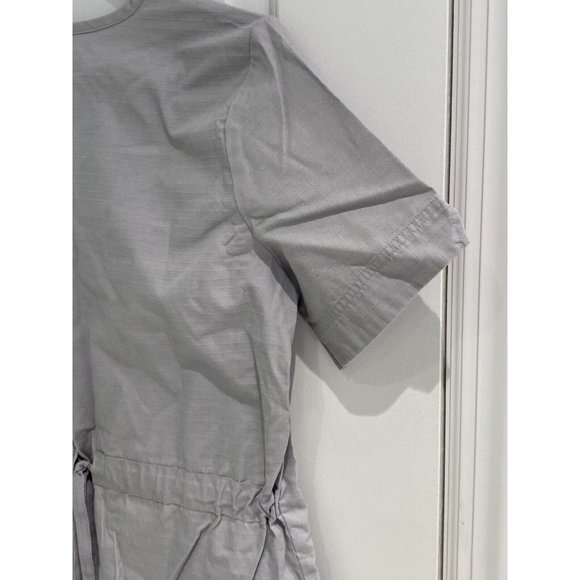 Barco Uniforms Work Force Gray V Neck Scrub Top 2 Front Pockets Size Small. - Picture 8 of 12
